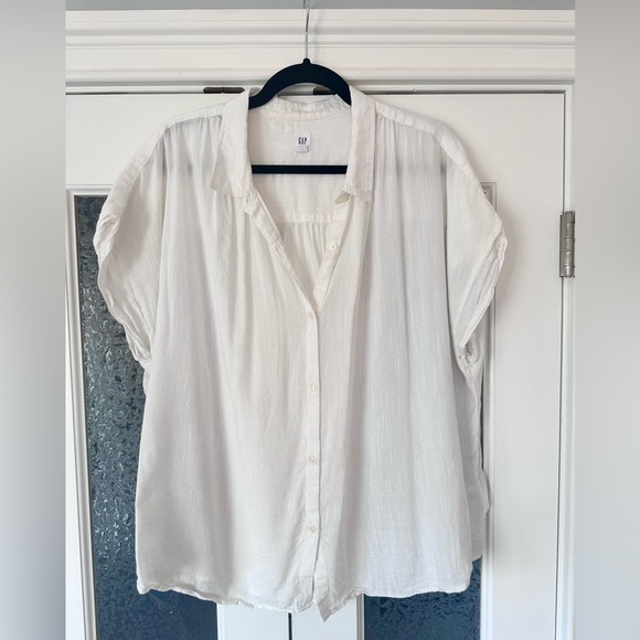 GAP Lightweight Short Sleeve Top - Picture 1 of 5